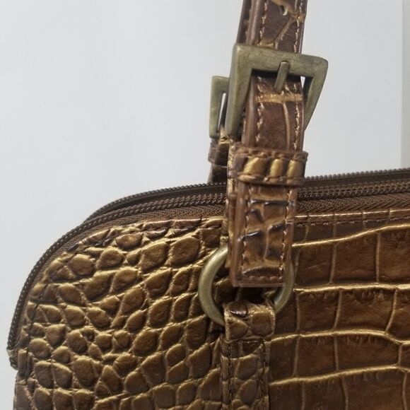 Bisou and Bisou Brown Alligator Type Purse. - Picture 6 of 6